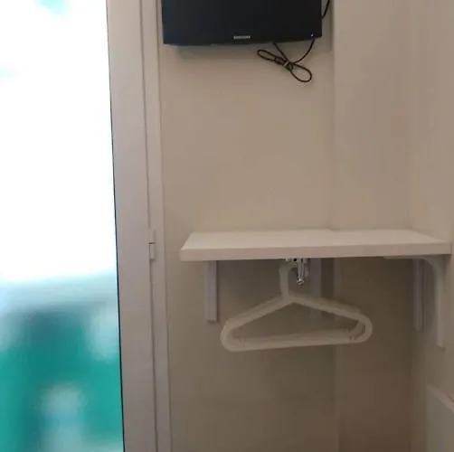 Nocleg ze śniadaniem Small Single *